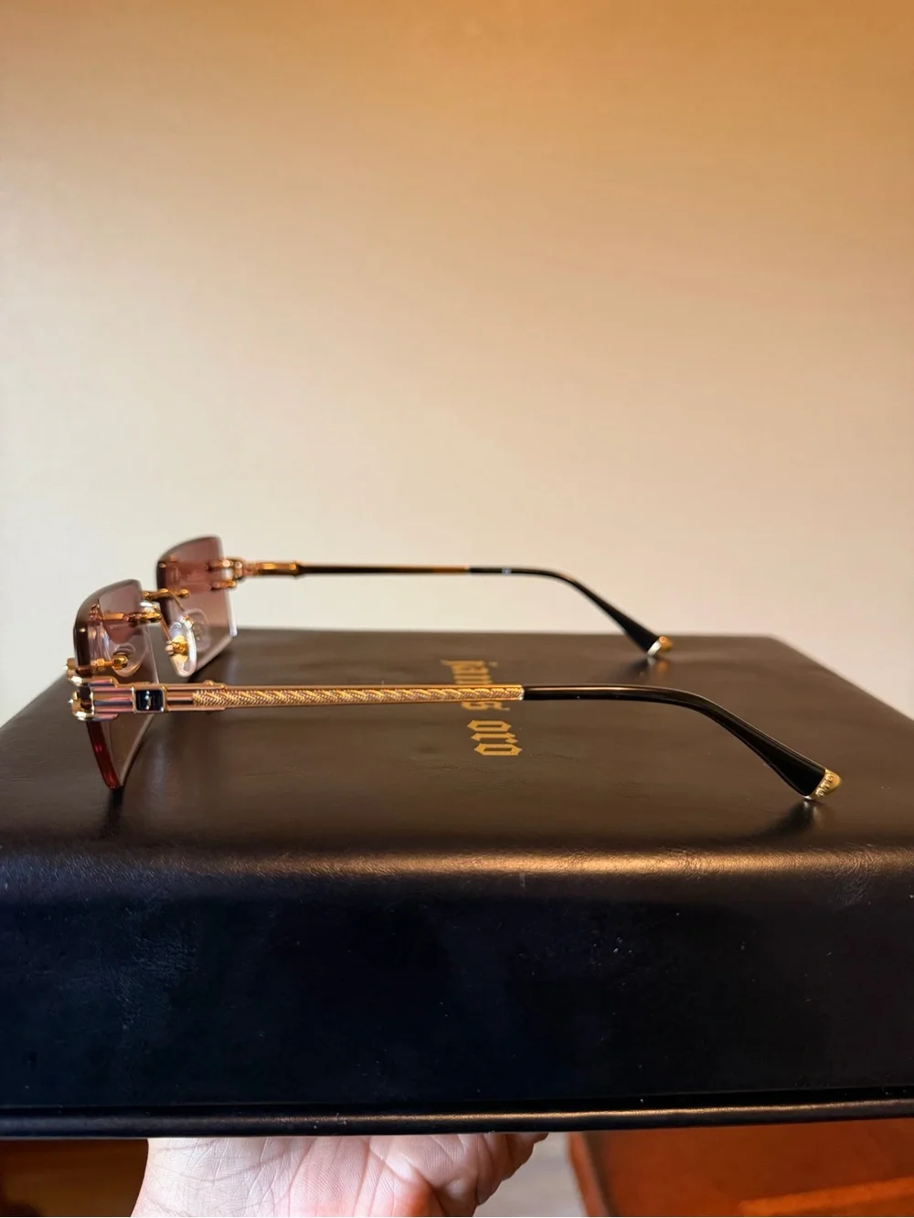 Rimless Men's Sunglasses Set - Gold Accents, Multi-Color Lenses